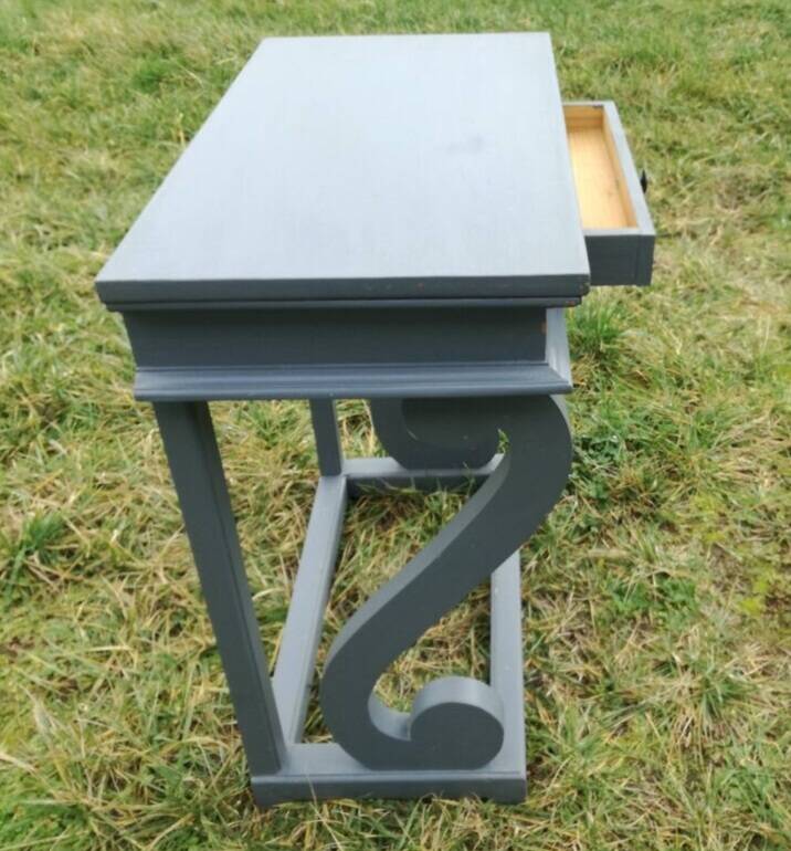 Console or entrance furniture