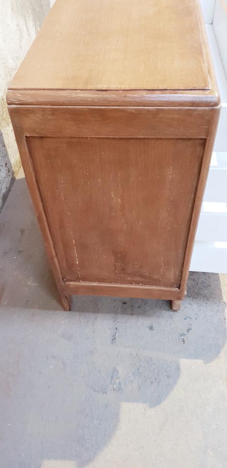 Vintage chest of drawers