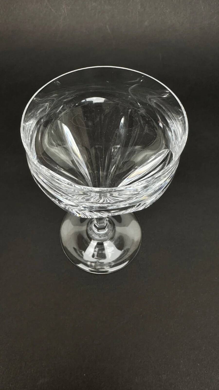Baccarat, suite de 9 verres à porto modèle Duchesse de Dino