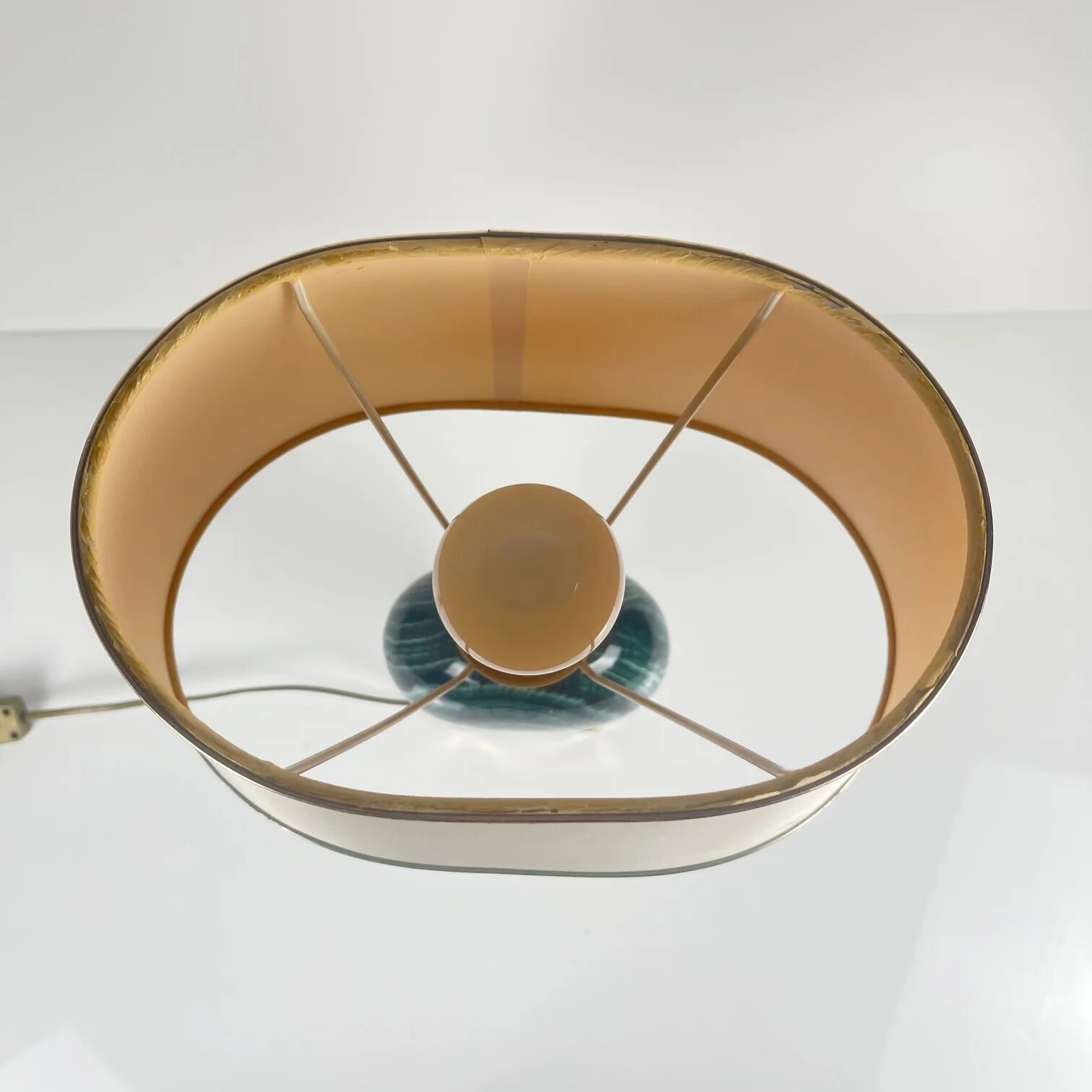Table lamp Maison Le Dauphin in brass and green malachite imitation, 1980.