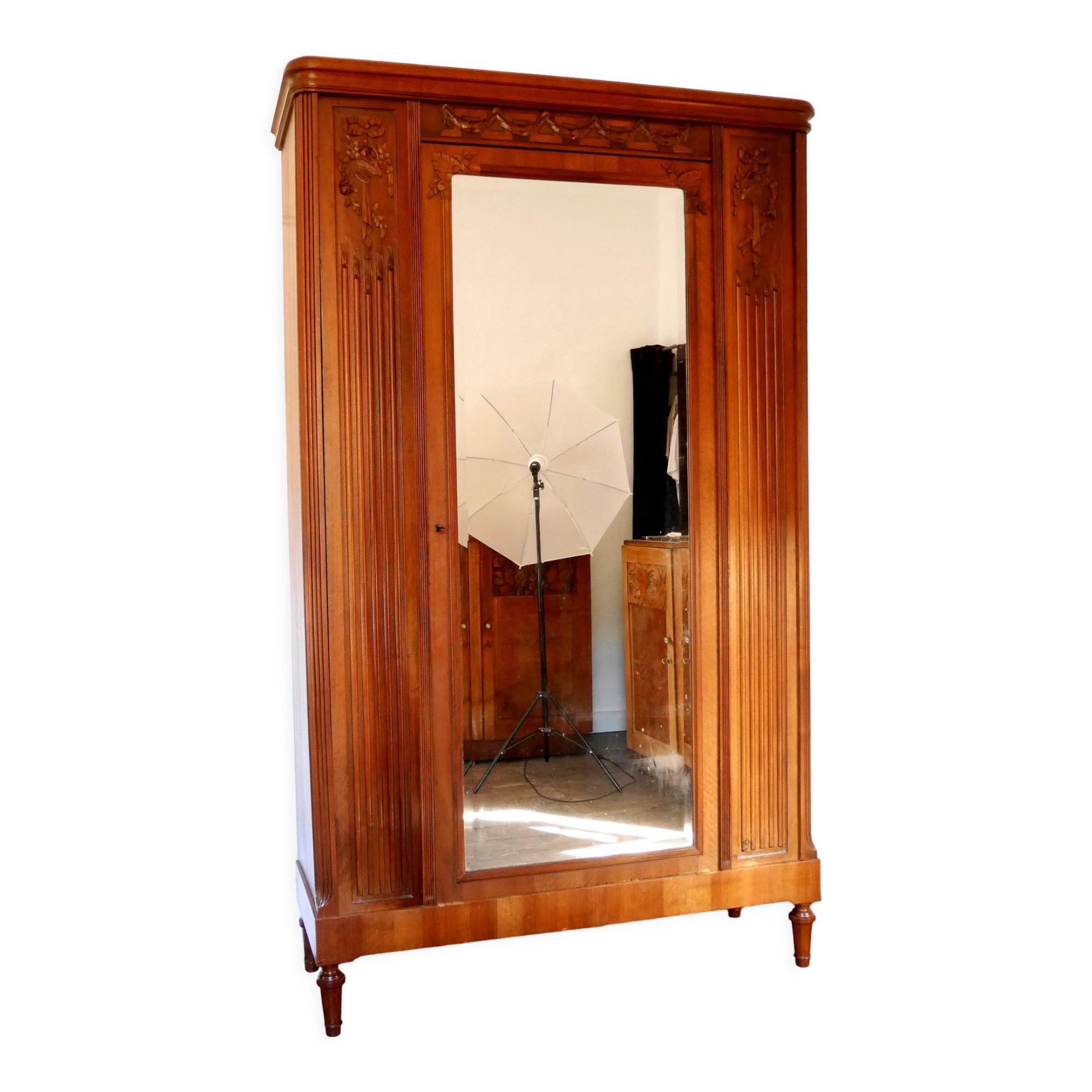 Parisian glass cabinet