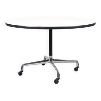 Vintage Charles and Ray Eames Herman Miller table from the 60s/70s