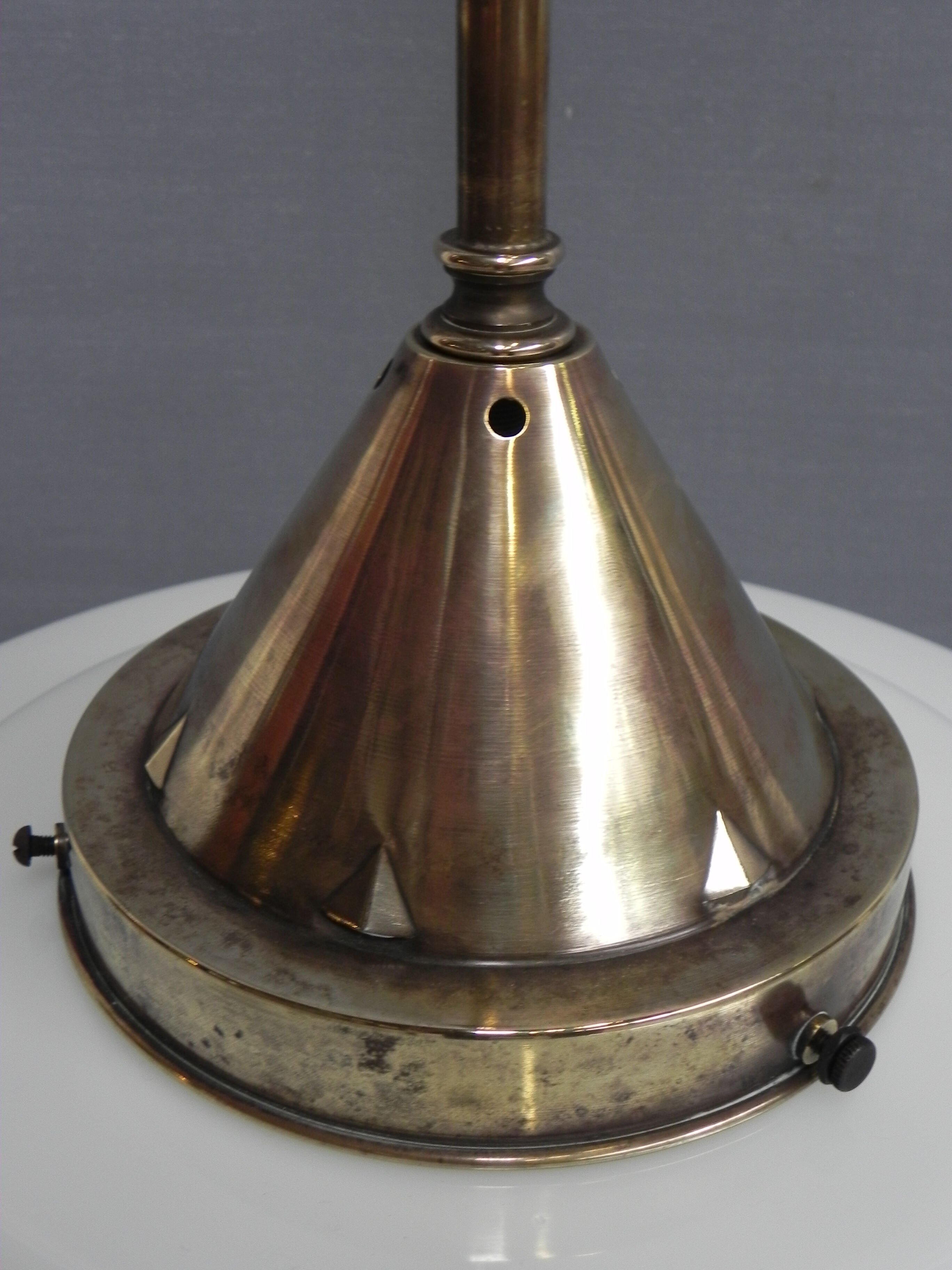 Art Deco hanging lamp