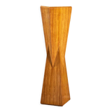 Cubist pedestal I.