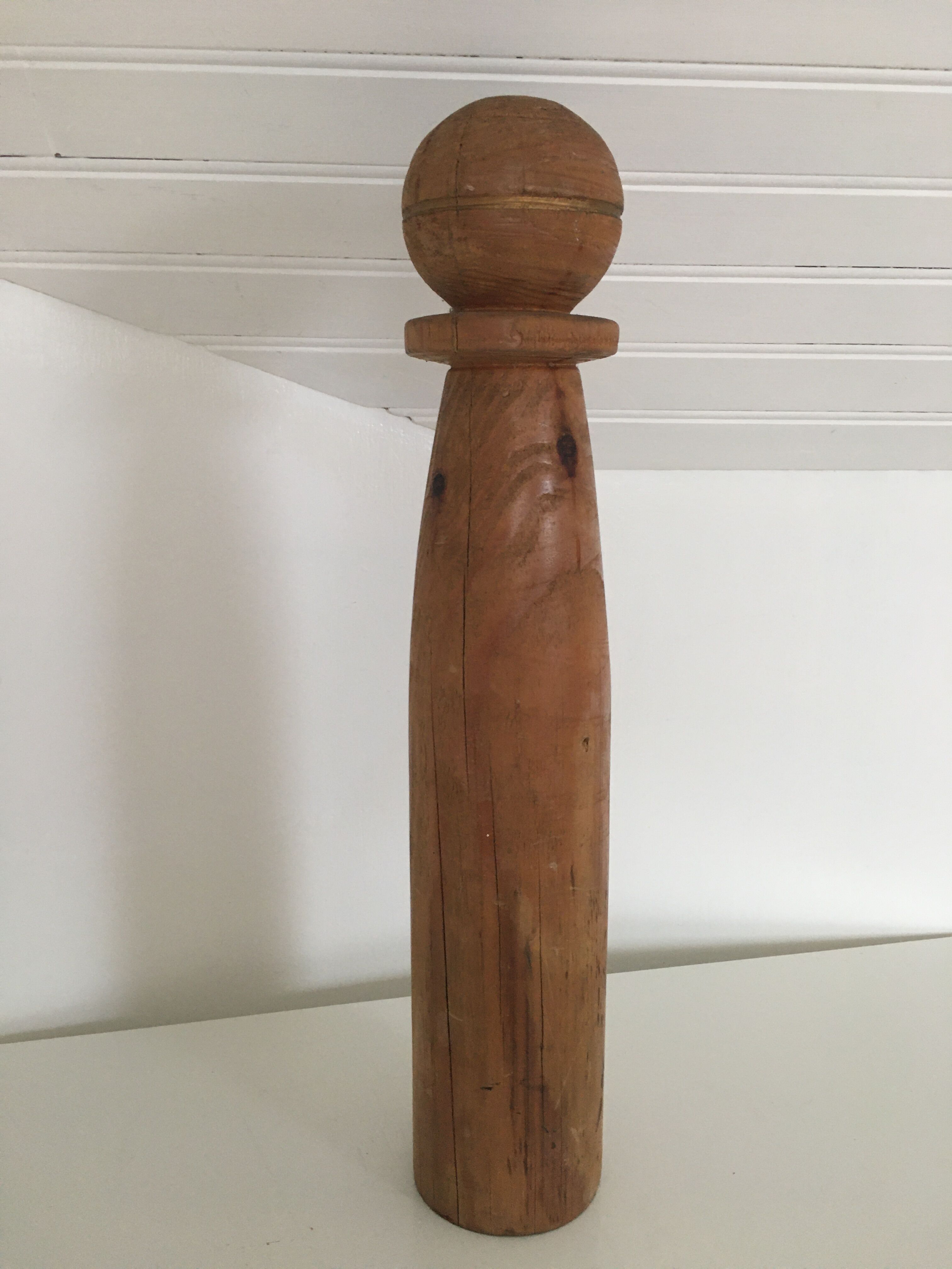 Ancient wooden keel of 53x10