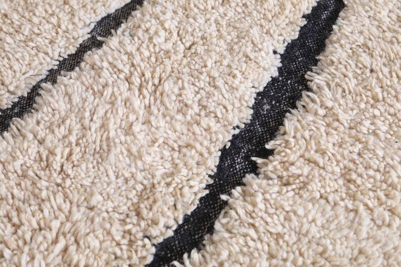 Tapis berbère tissè main authentique 140/260 cm