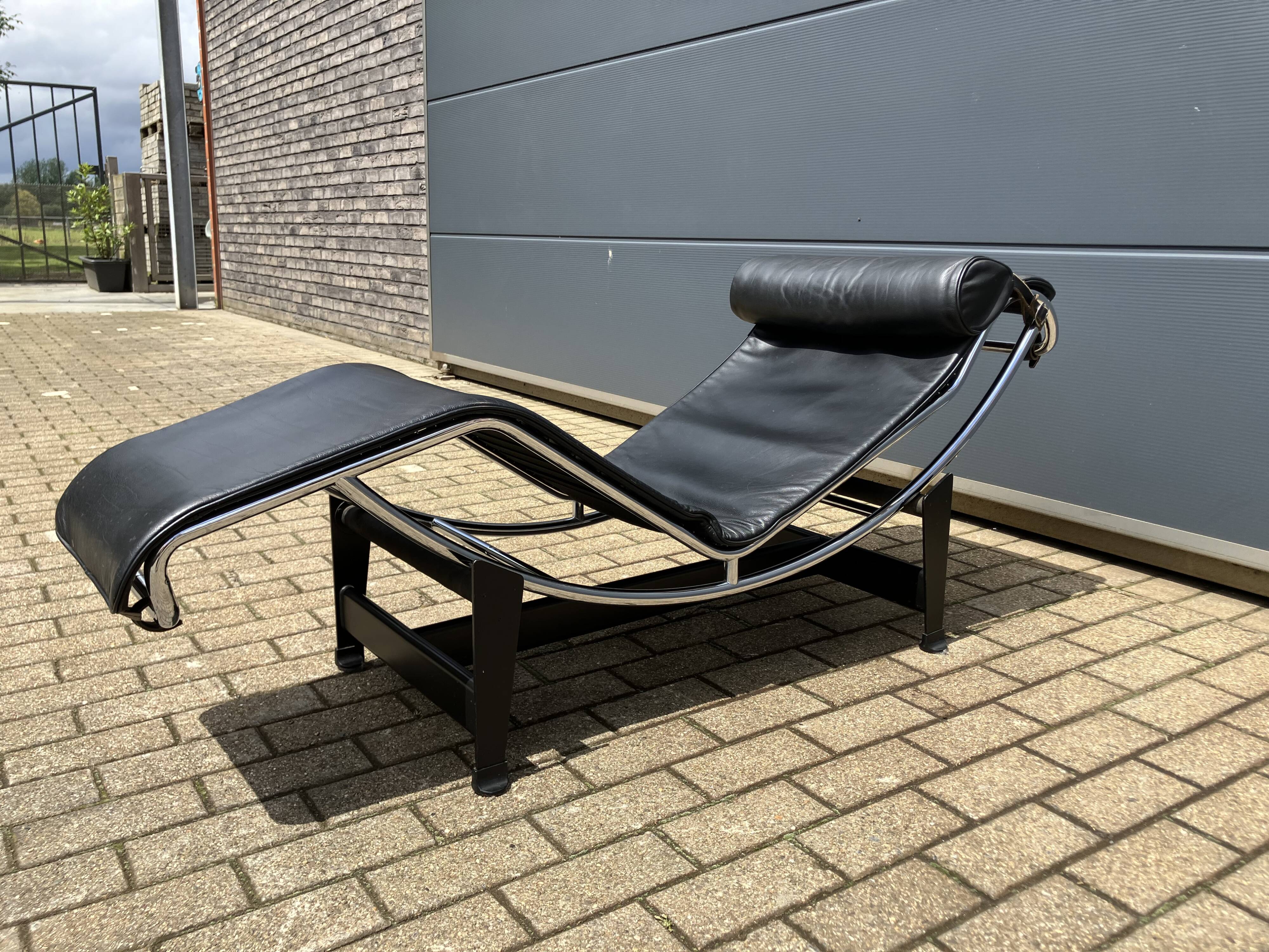 Cassina Lc4 Le Corbusier chaise longue