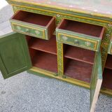 Buffet vintage peint à la main