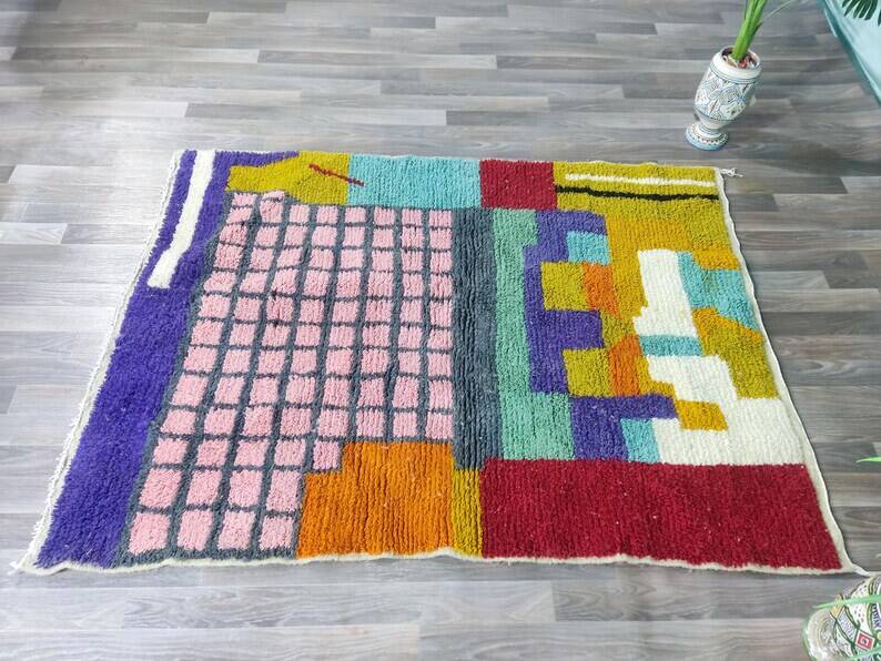 Traditional handmade Berber rug 250cm x 150cm