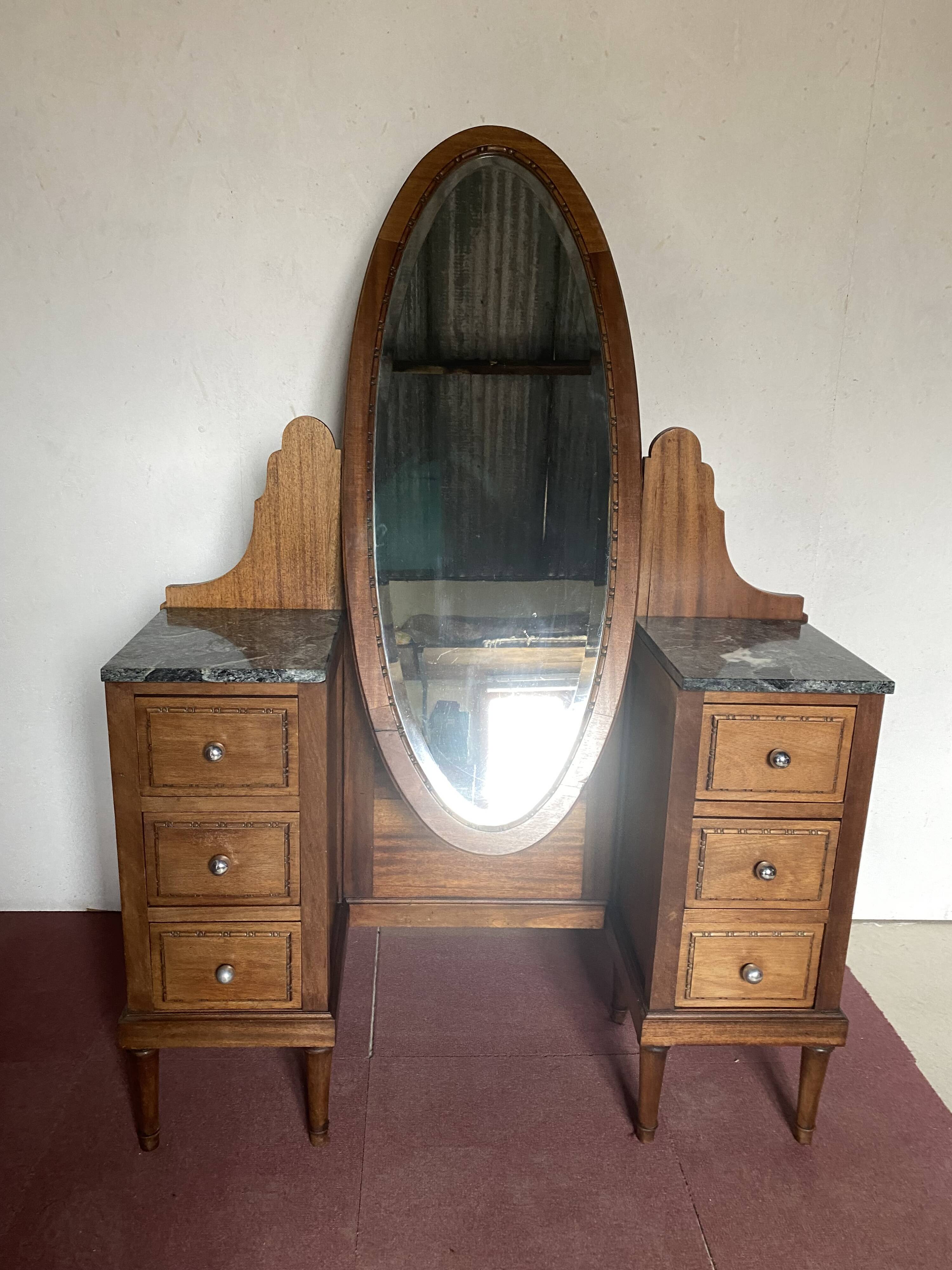 Art Deco dressing table