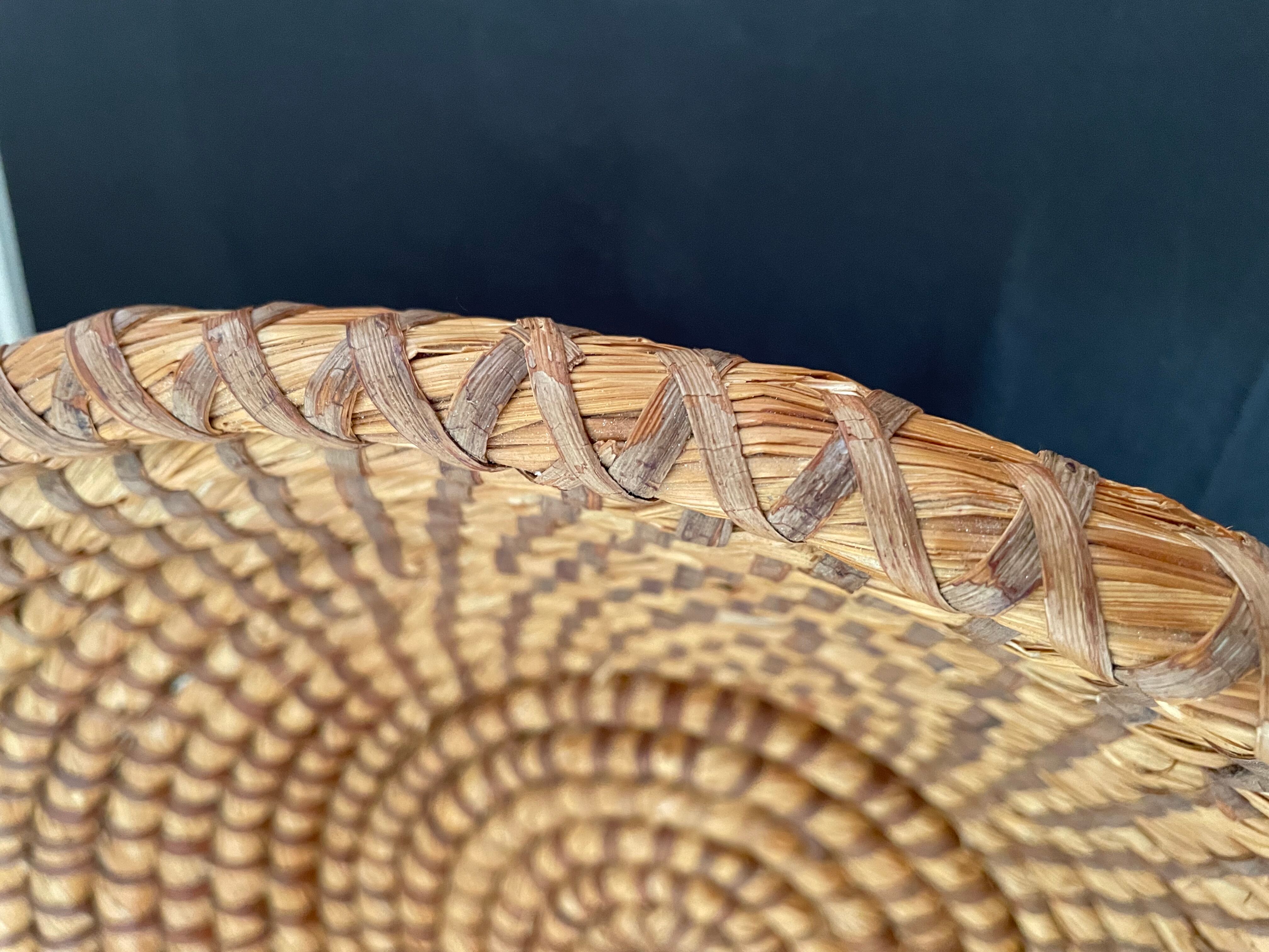 Woven straw basket