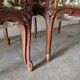 Paire de fauteuils cabriolets de style Louis XV en bois mouluré