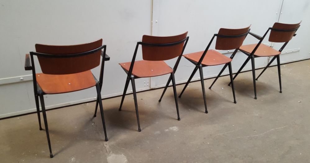 Set of 4haises pyramid by wim rietveld for cirkel ahrend, 1964