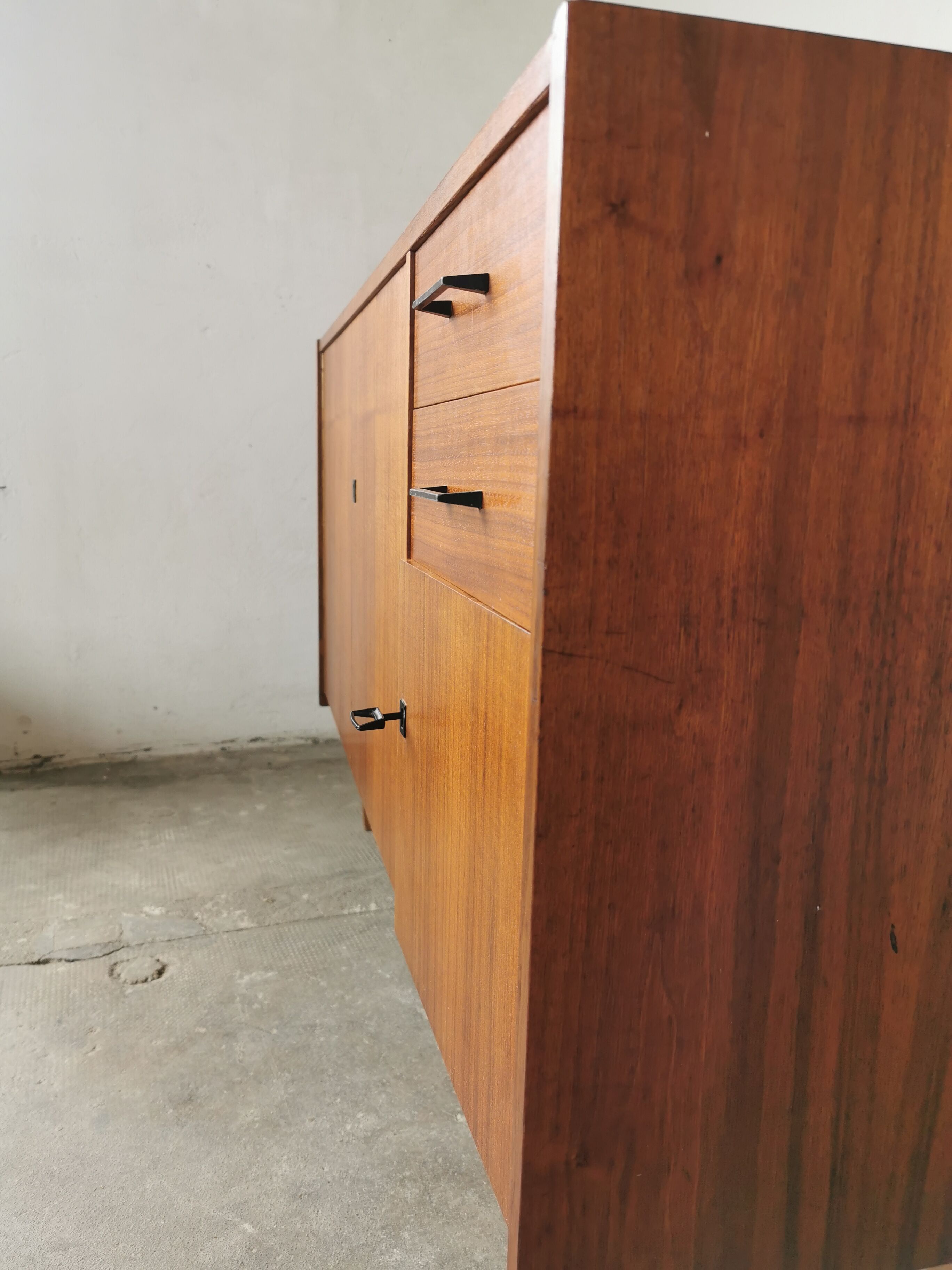 Vintage enfilade 1970