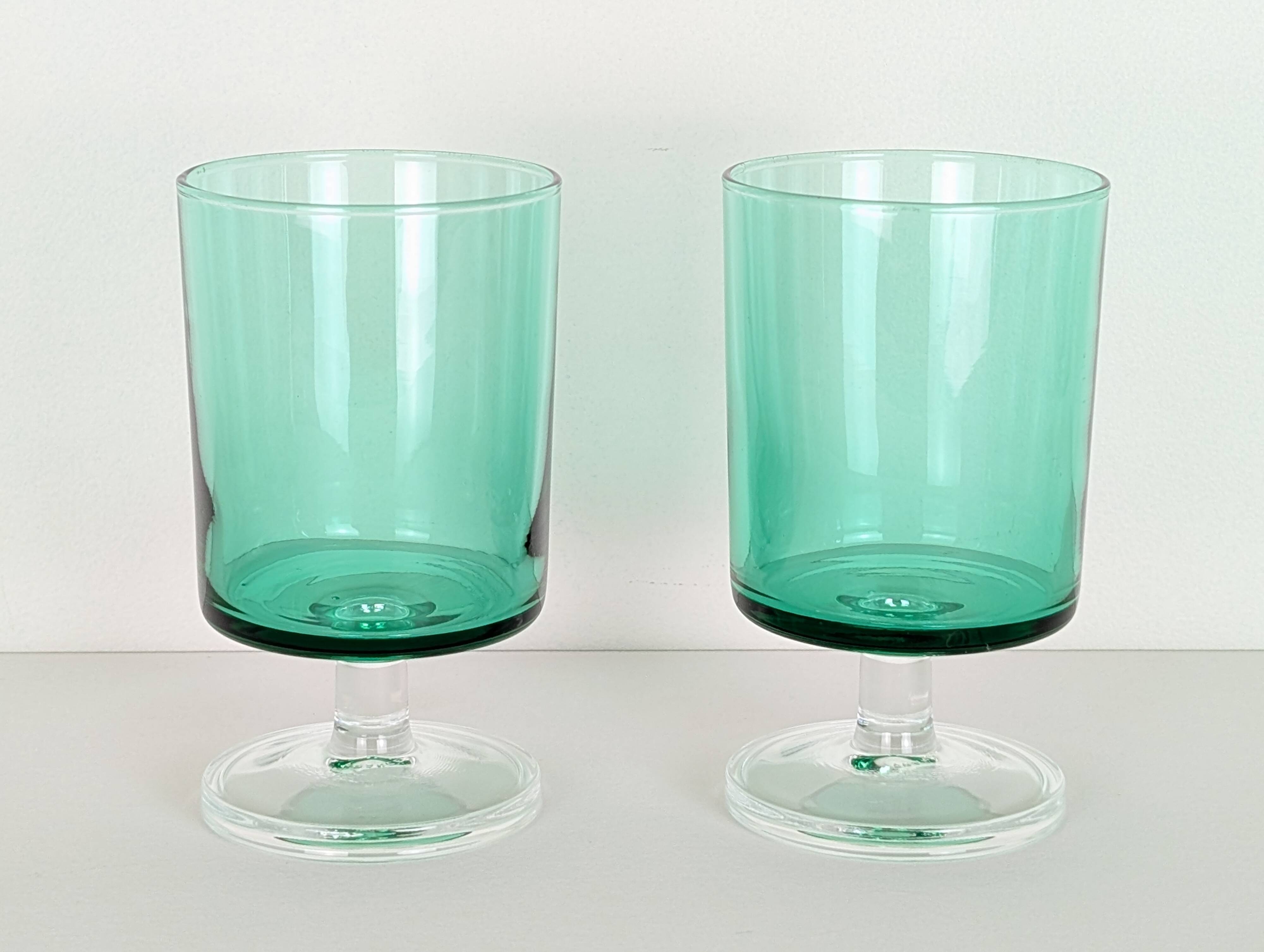 6 water glasses