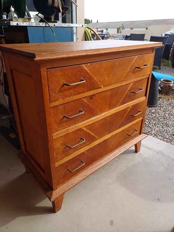 Commode vintage 1950 environ