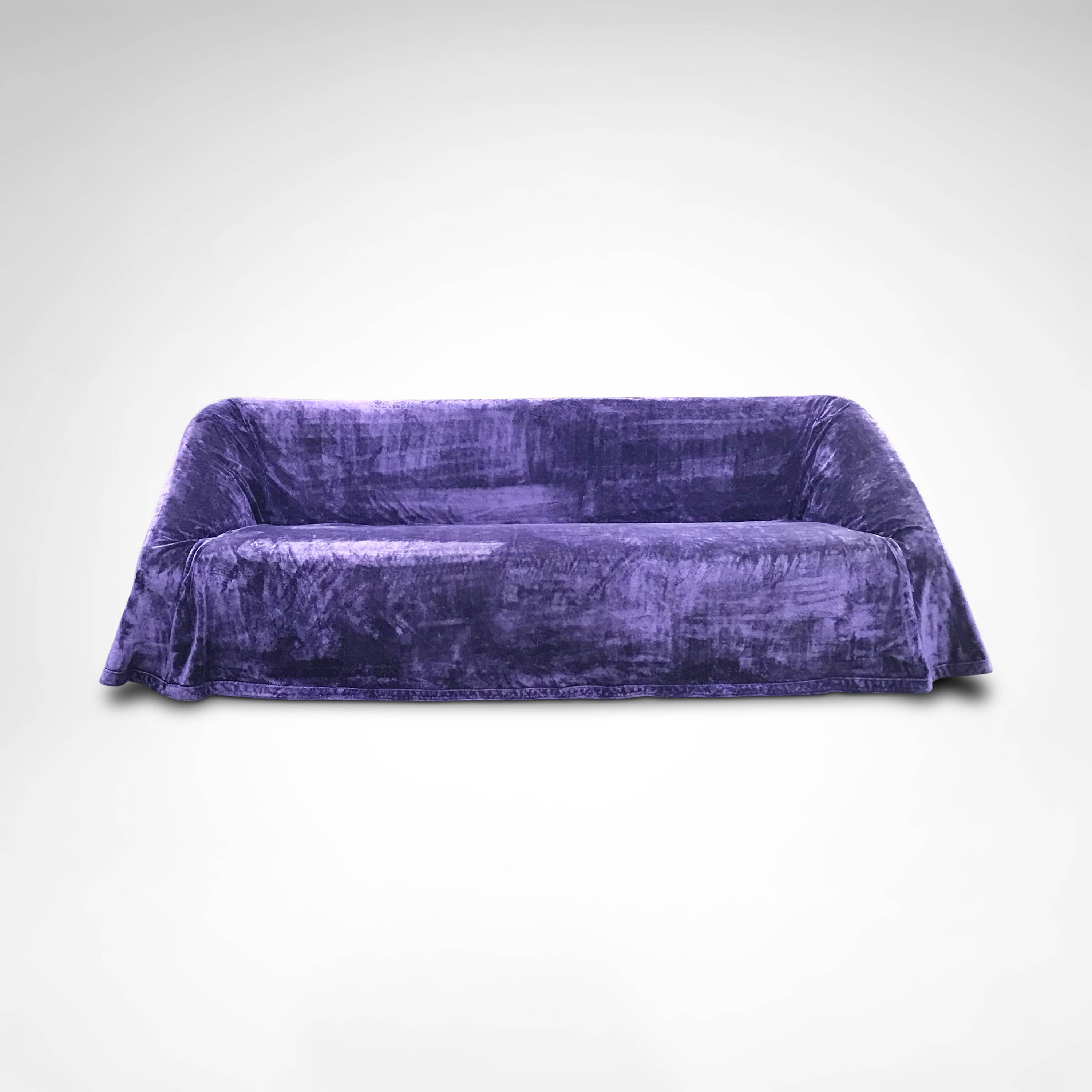 Mantilla 225 sofa by Kazuhide Takahama for Simon Gavina 1970s