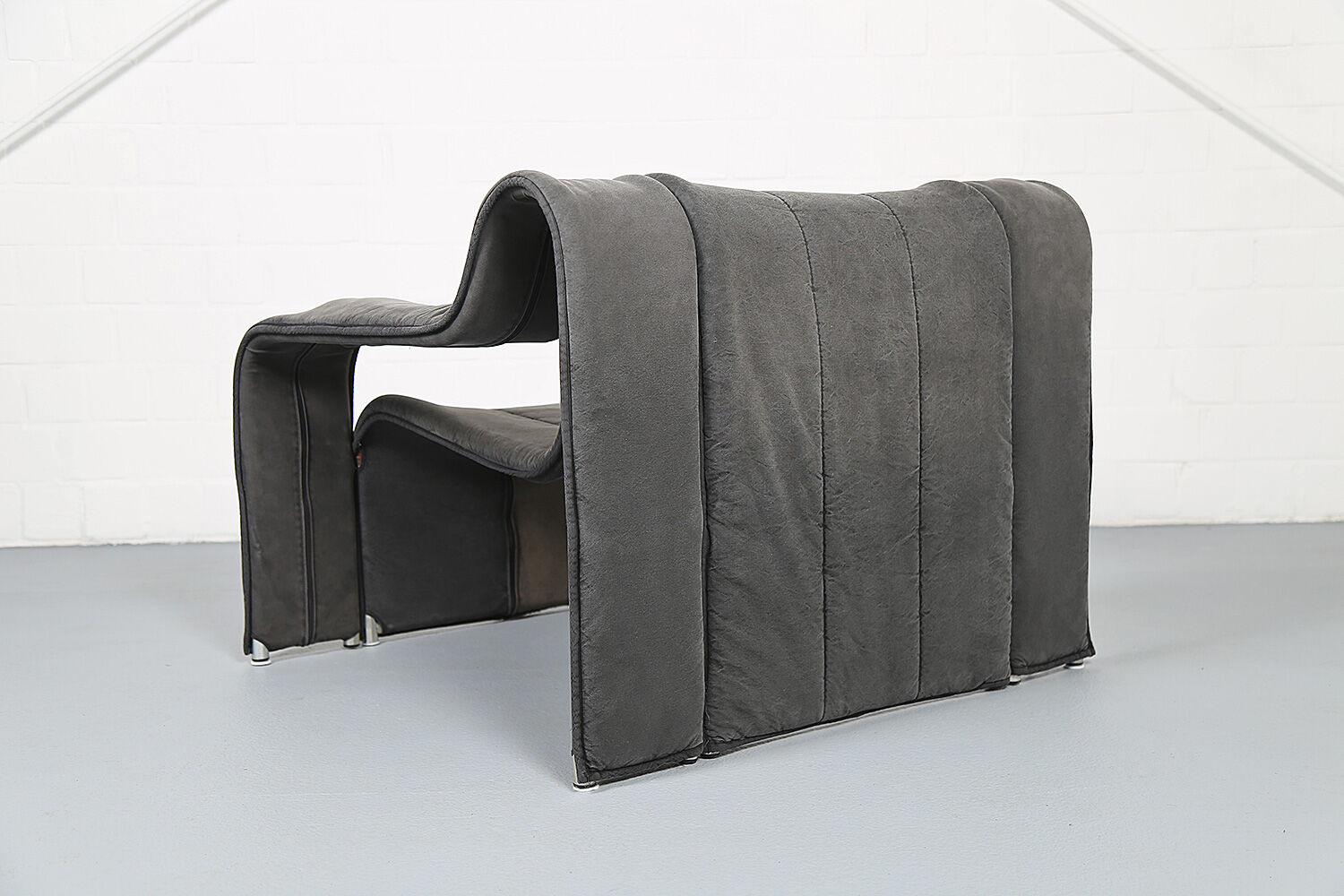 Danish design KEBE steeltube graphic upholstered lounge chair