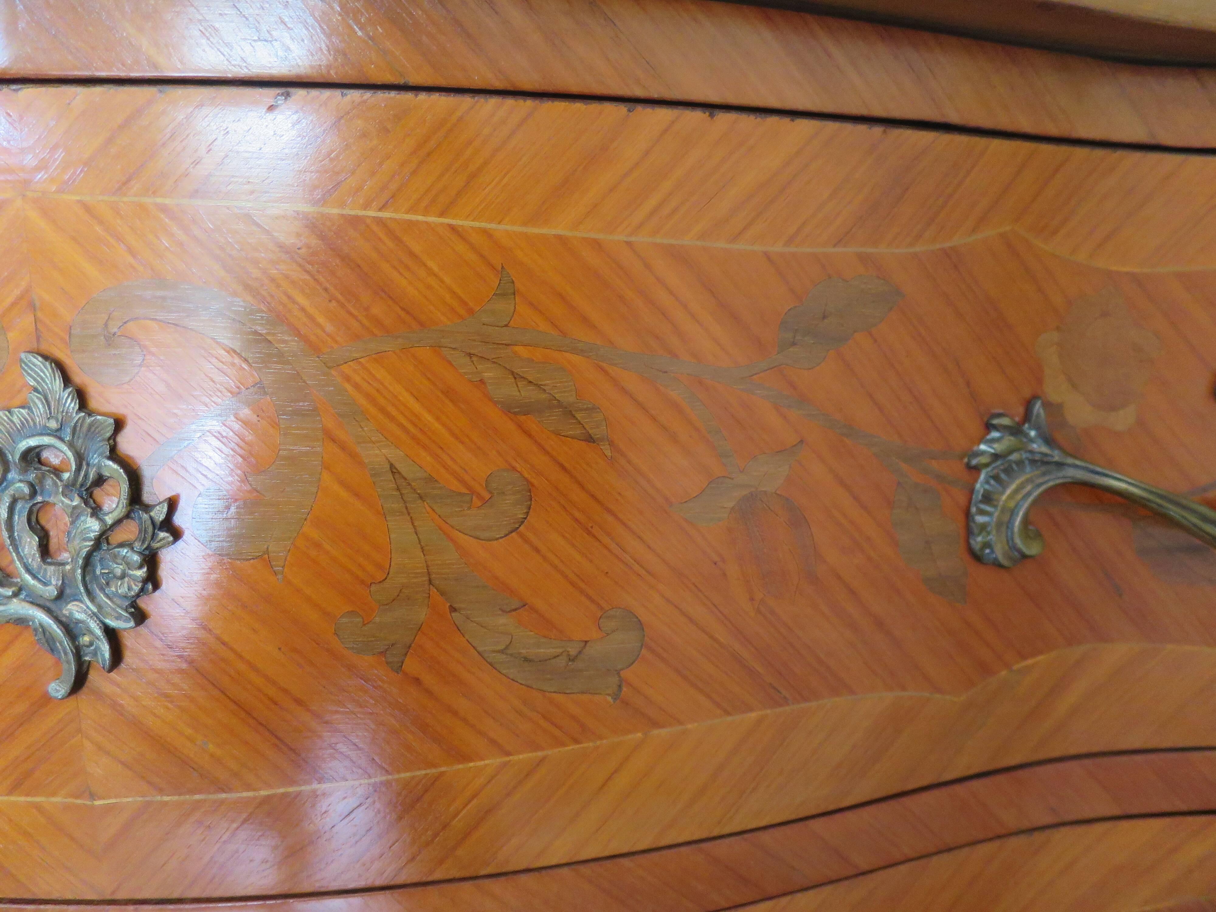 Louis XV commode - 2 drawers - floral marquetry - bronze ornament - 1950