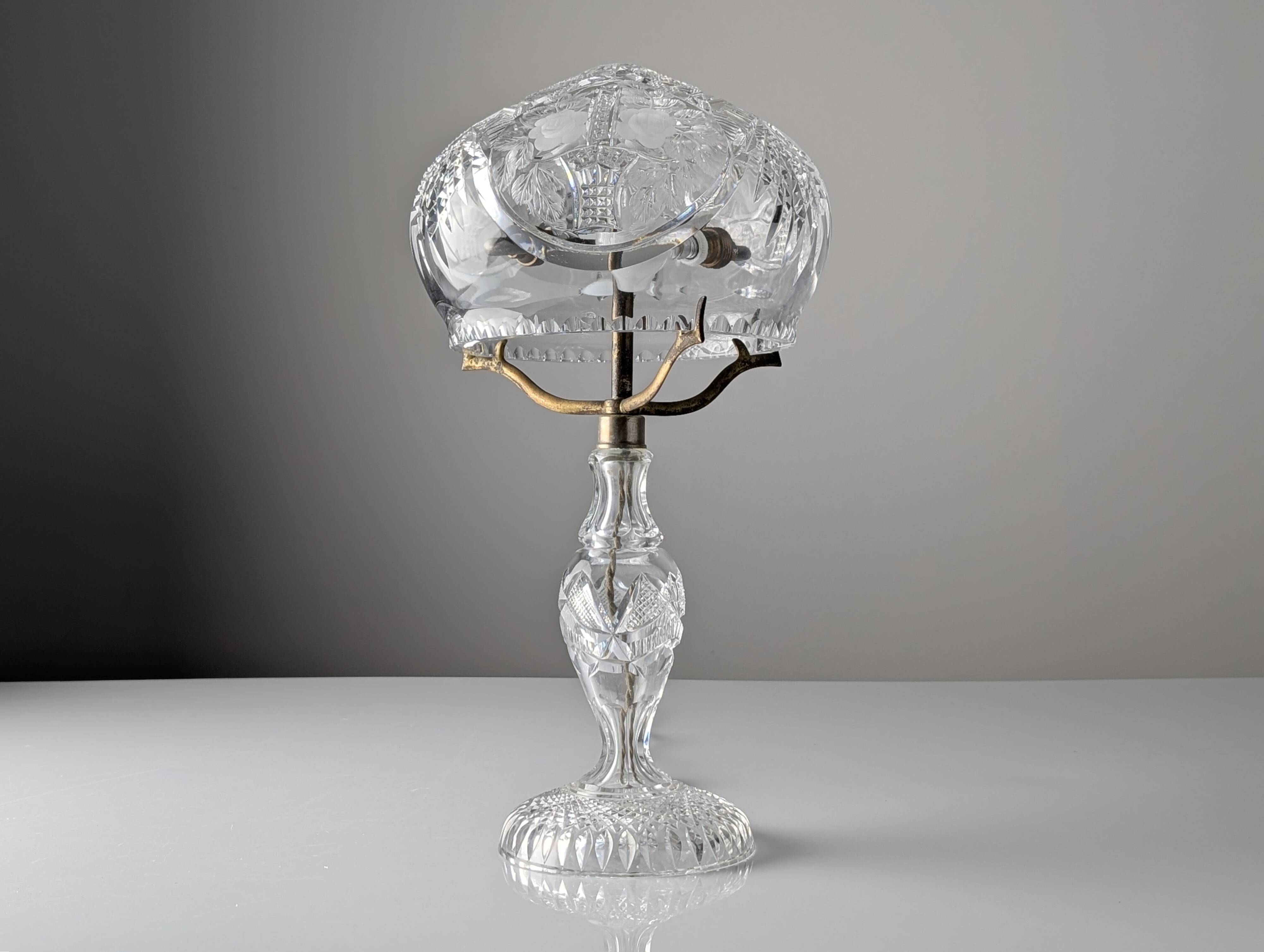 French Art Deco Cut Crystal 'Mushroom' Table Lamp, 1920s