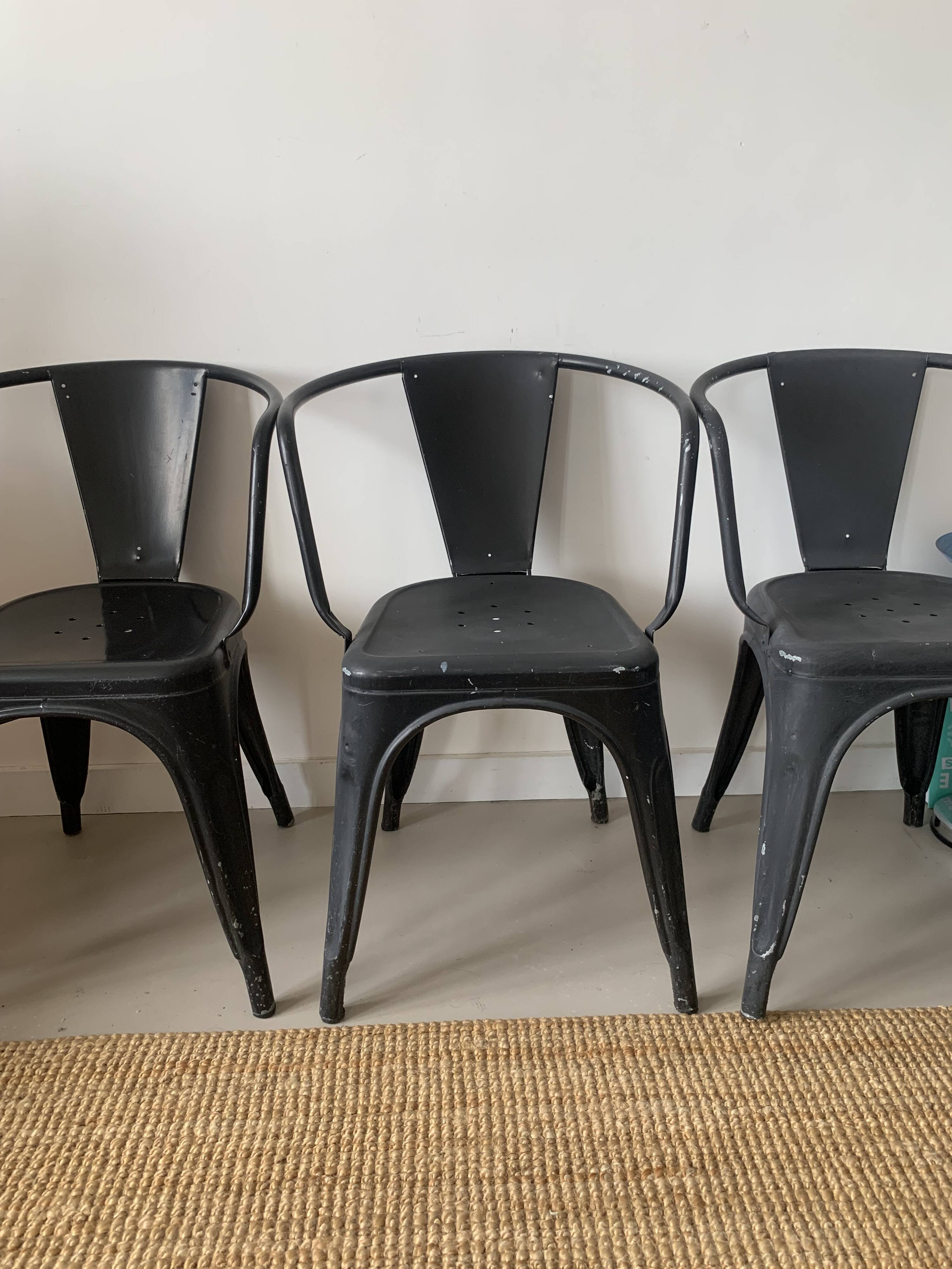 Lot de 3 fauteuils type TOLIX A56