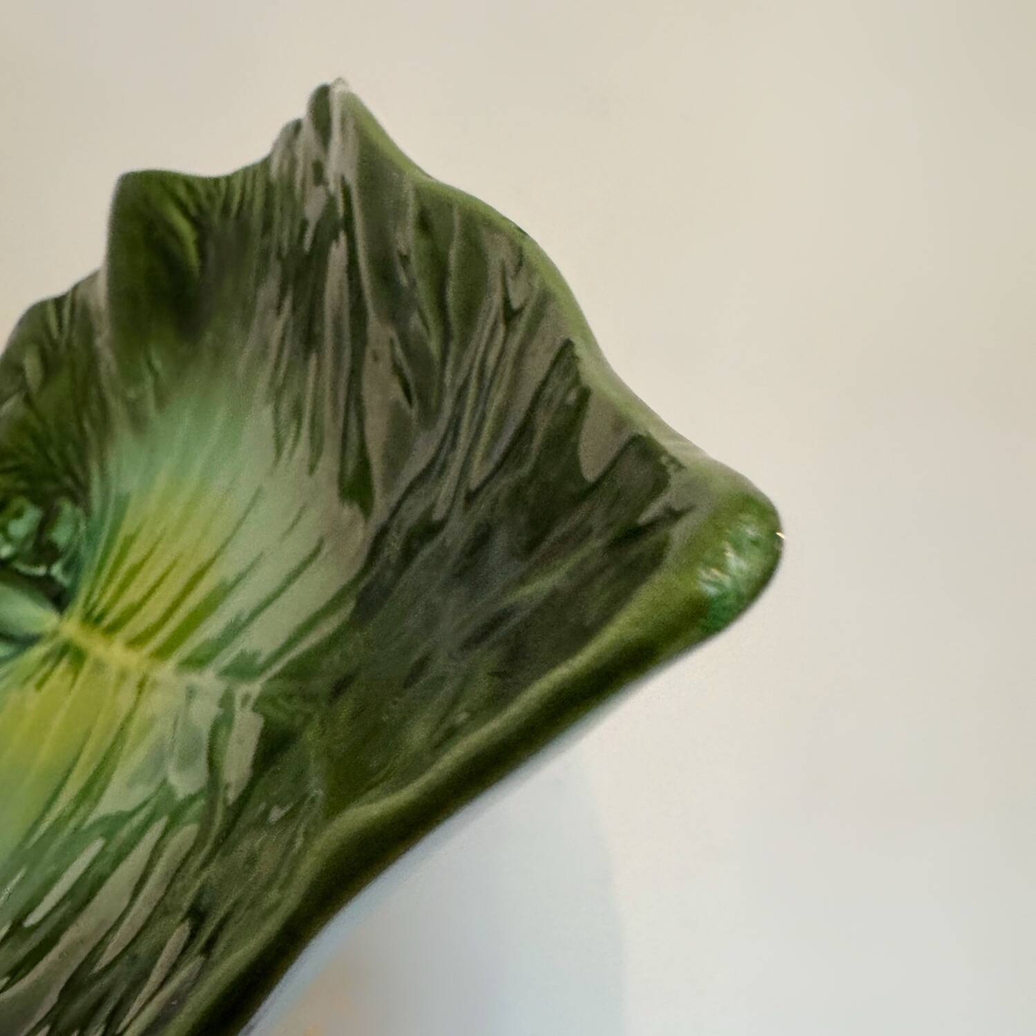 Large ceramic leaf cup from the 60s