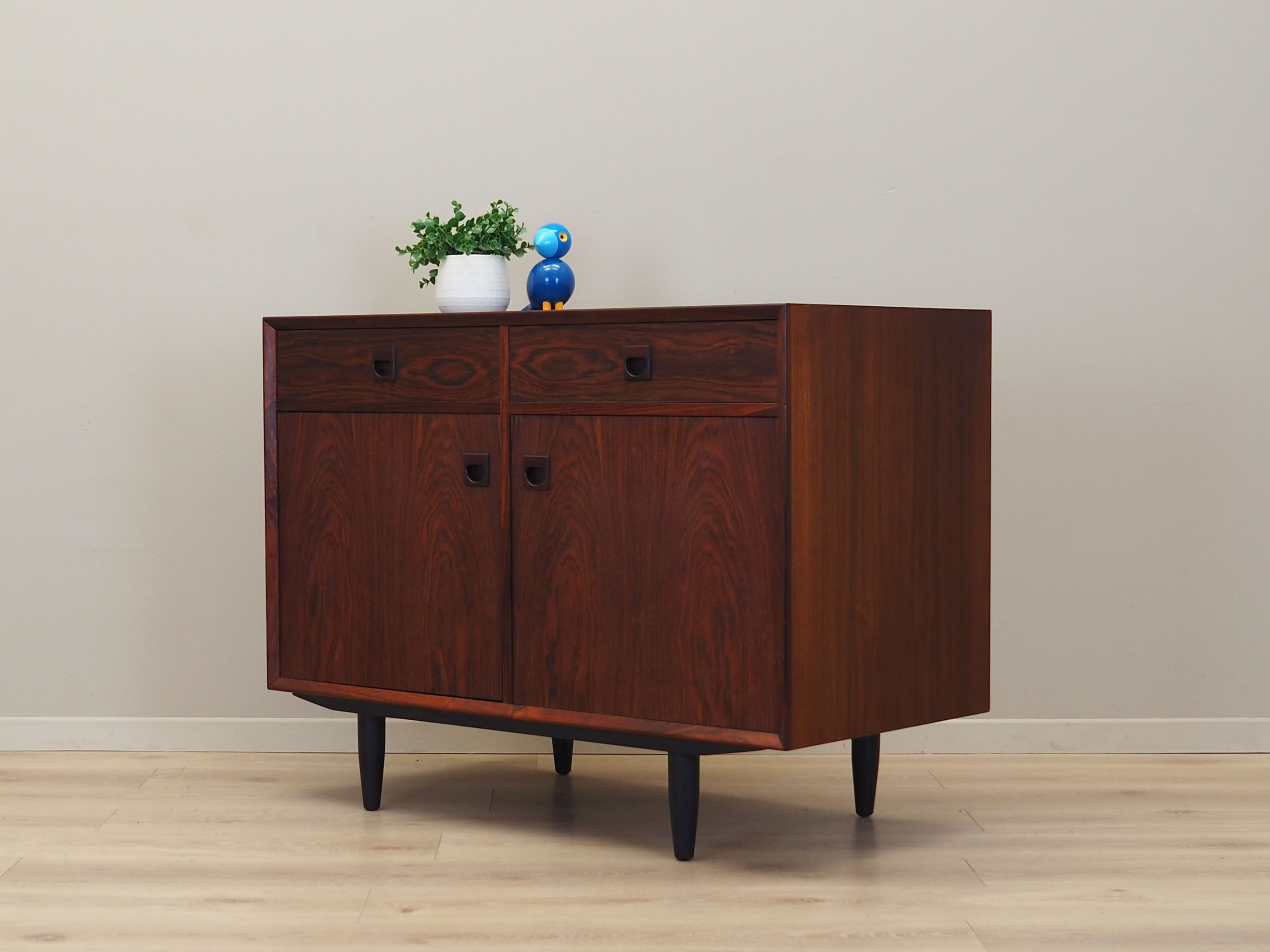 Buffet en palissandre, design danois, années 1970, production: Danemark