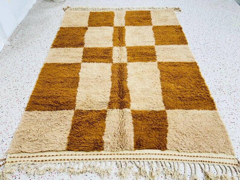 Handmade Boujad Berber rug in wool, 150/250cm