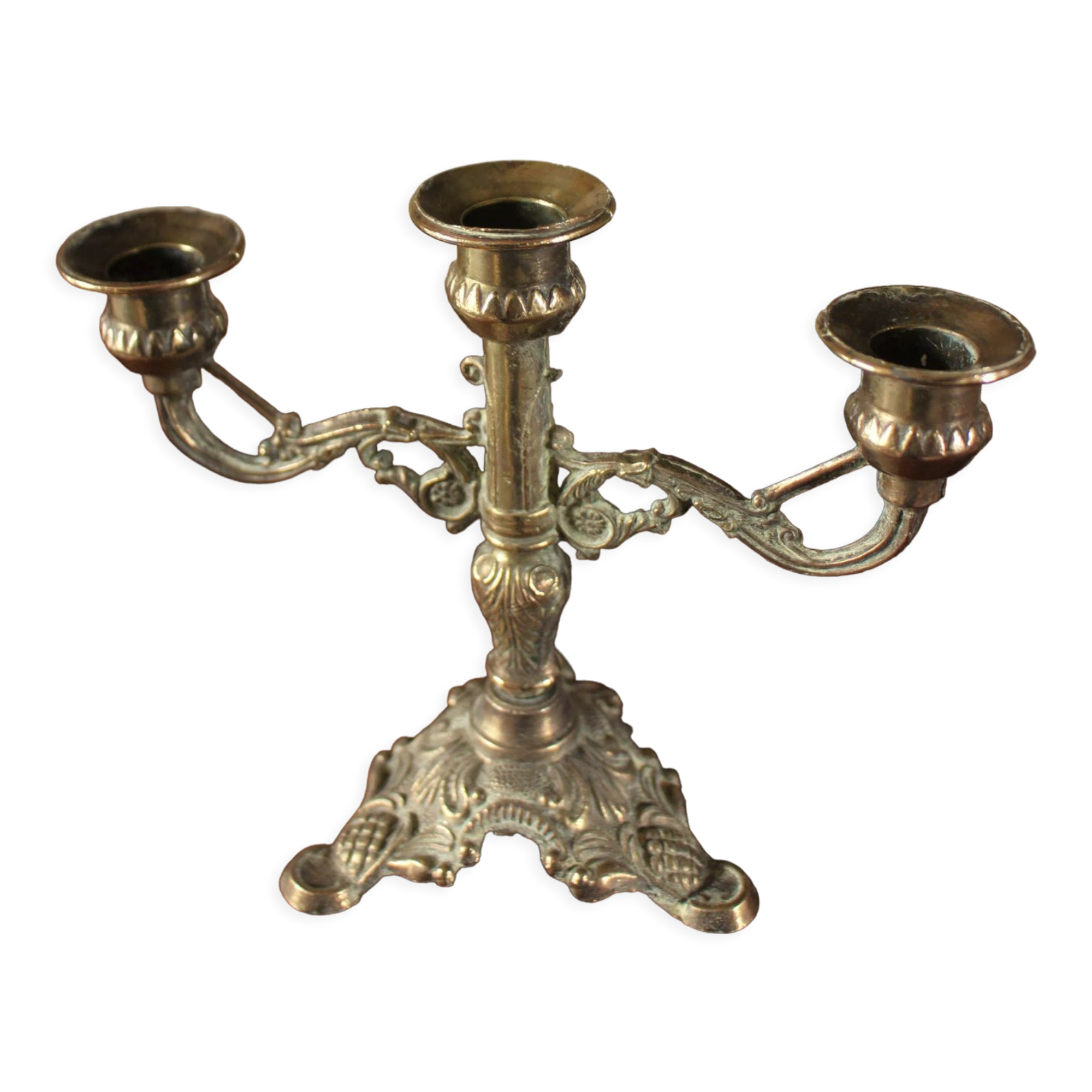Candlestick three binaries regulated