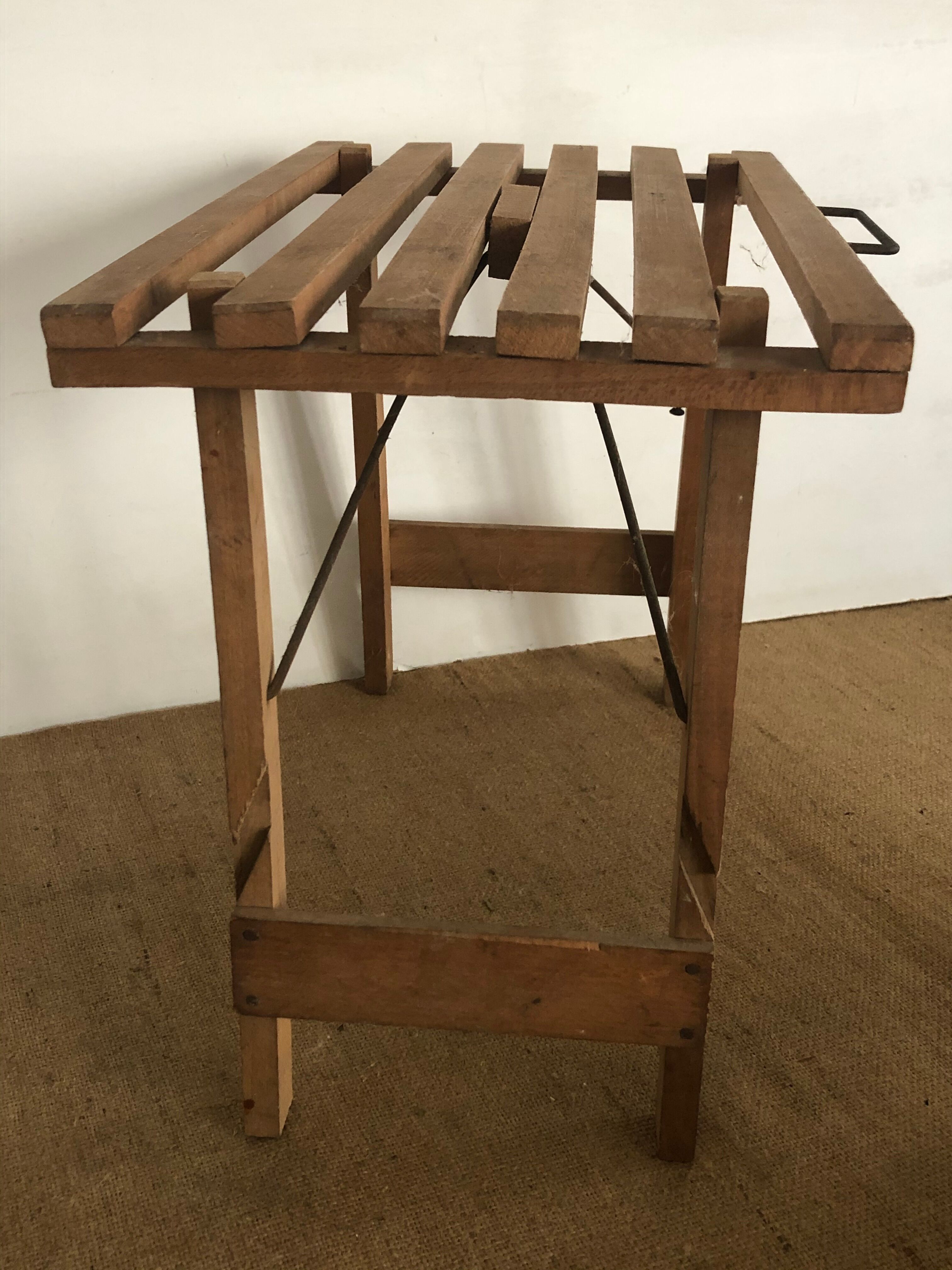 Tabouret pliant de peintre