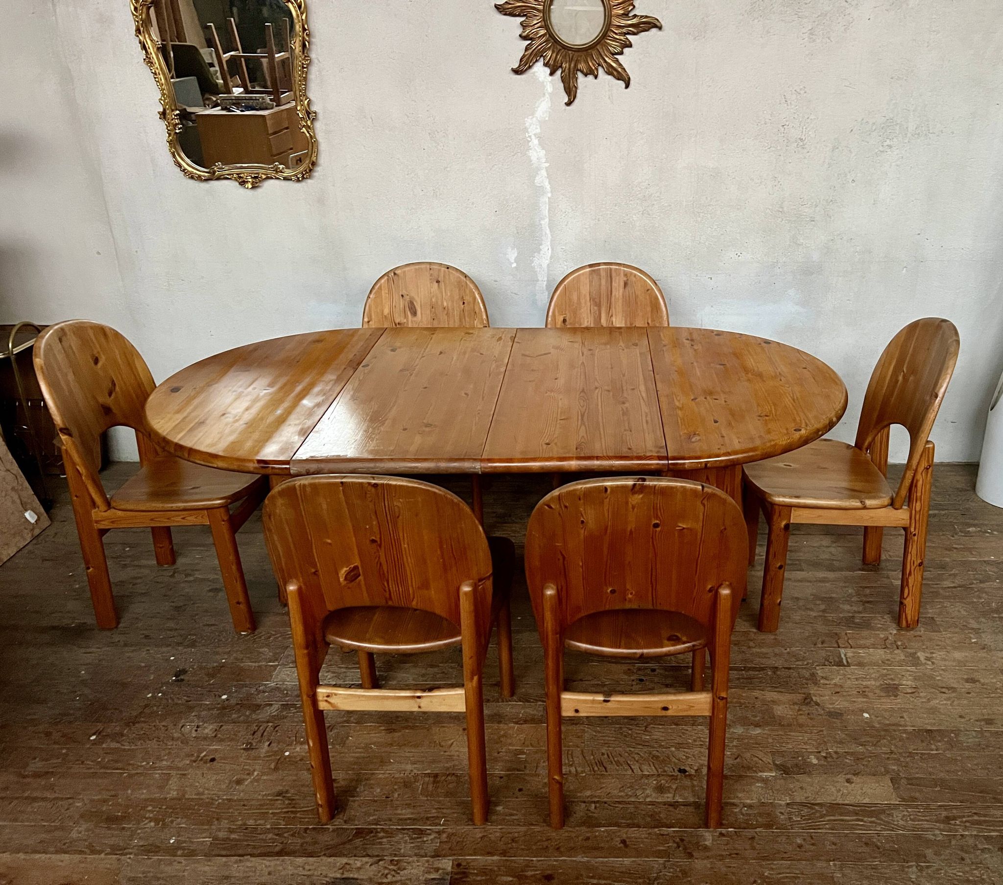Large Scandinavian pine table - 6 chairs
