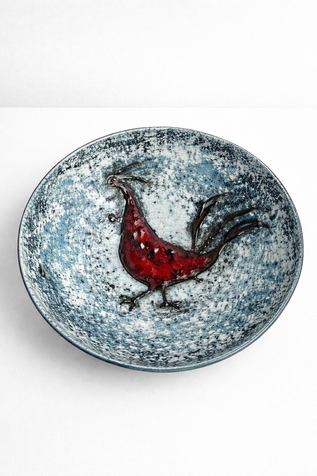 Large hollow ceramic dish signed Oliva – relief rooster decoration –