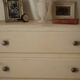 Commode art déco blanche patinée