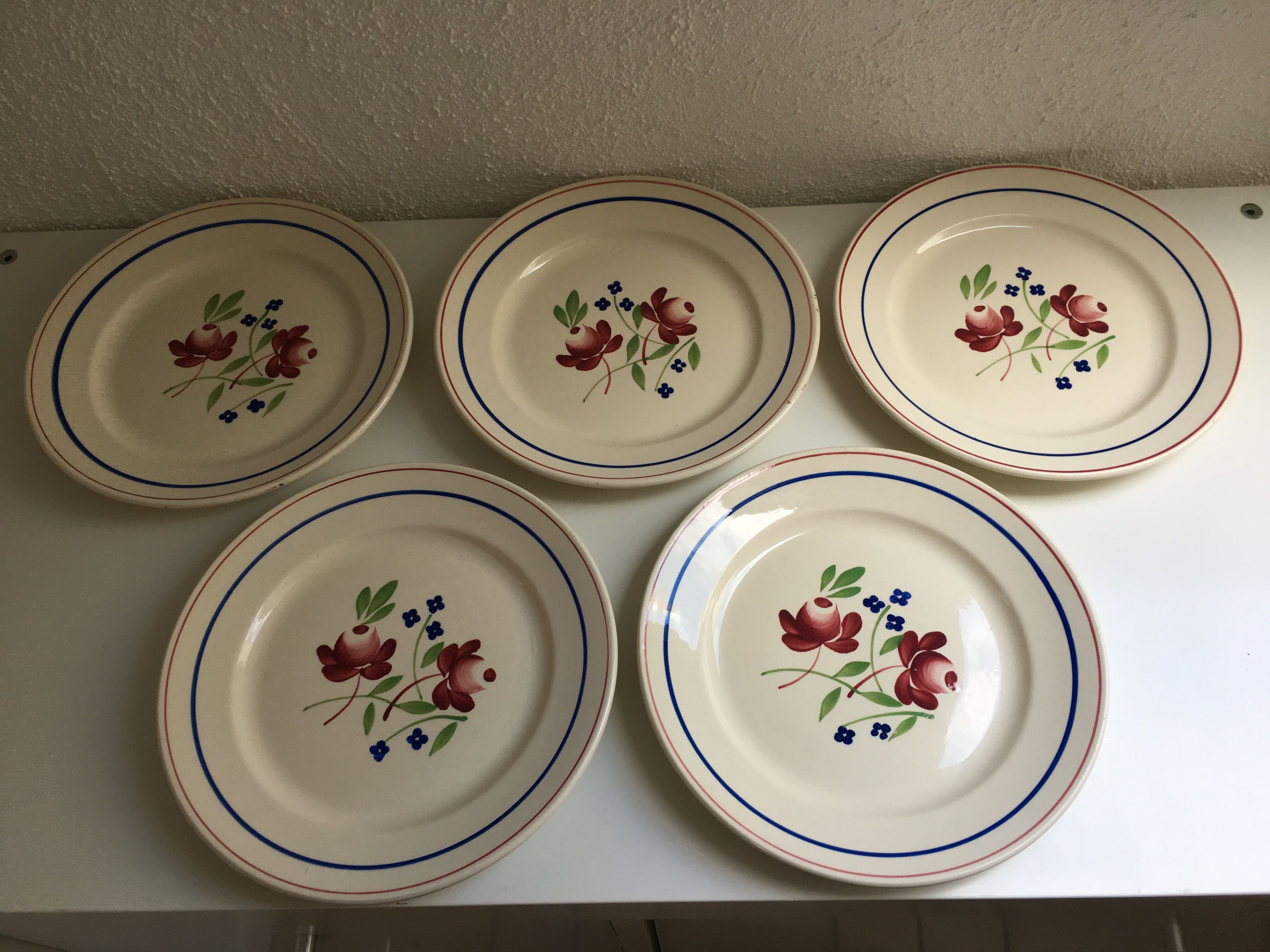 Lot 5 assiettes à dessert Luneville