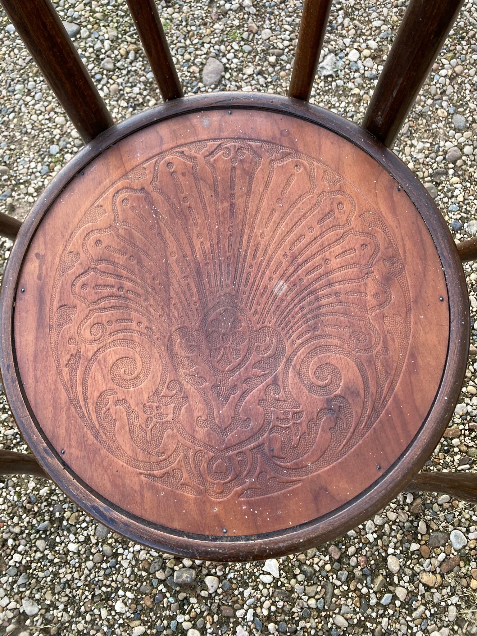 4 Fischel bistro chairs