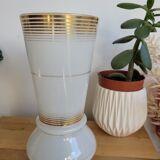 Vase in white opaline and golden borders