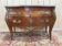 Commode sauteuse de style Louis XV en marqueterie