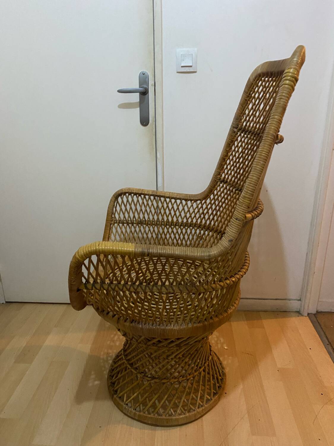 Vintage rattan armchair – High back – 1970s