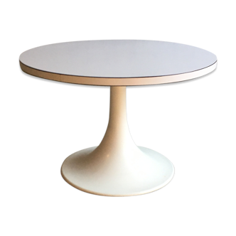 Tulip foo swivel coffee table