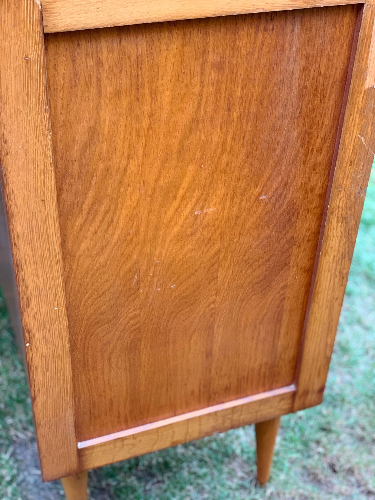 Vintage chest of drawers  4 wooden drawers