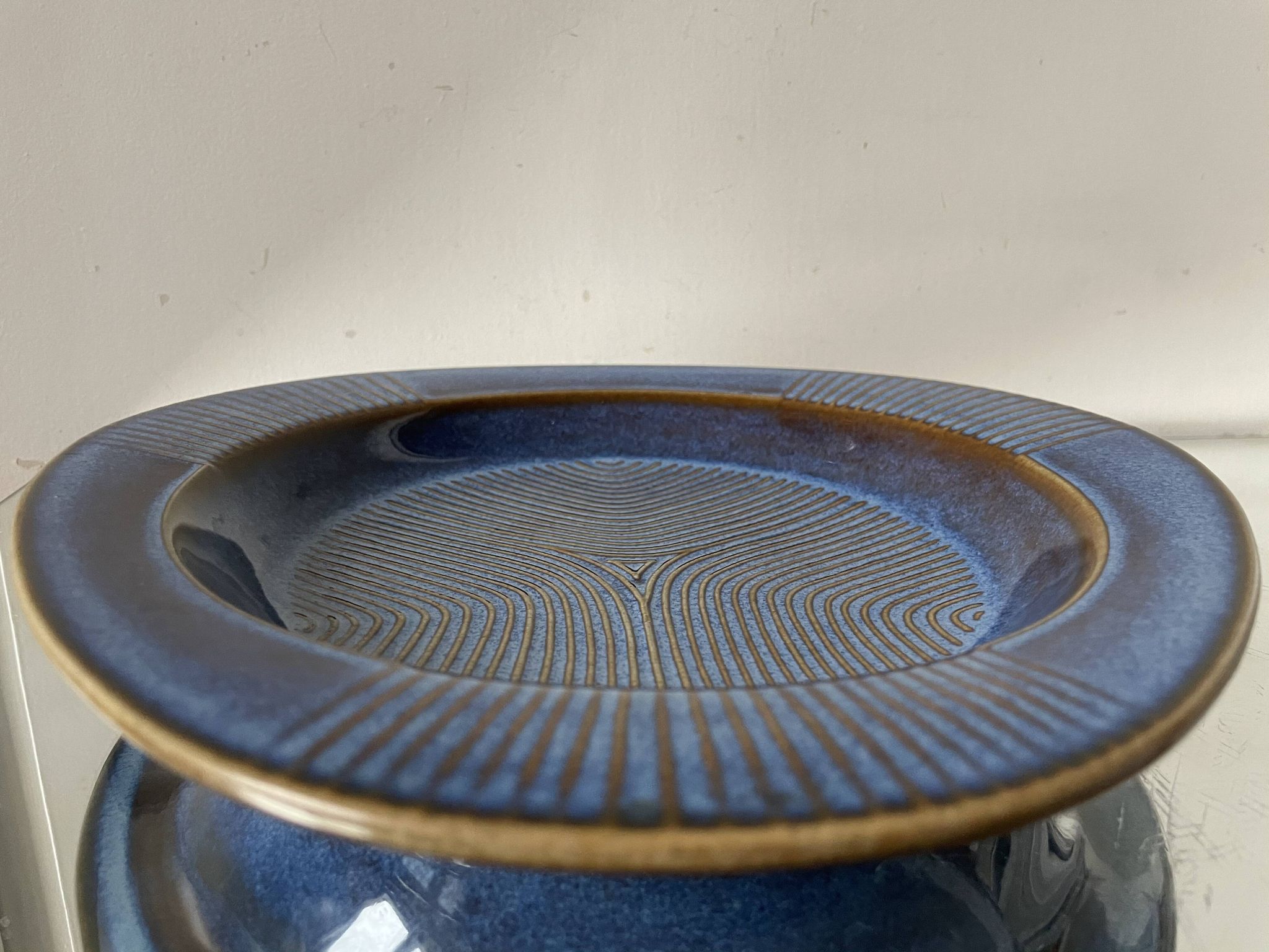 Assiette décorative danoise des années 1960 en grès