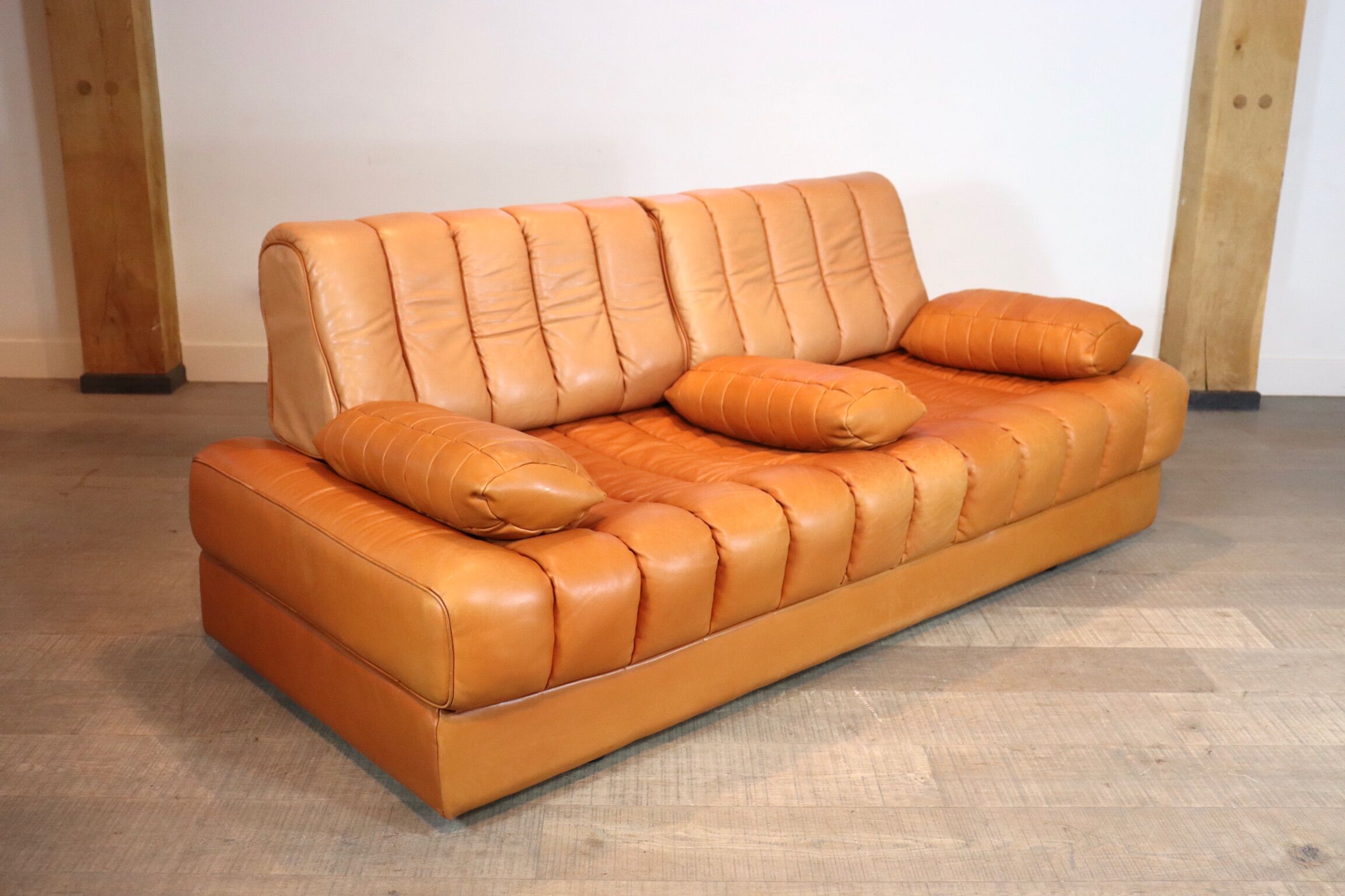 De Sede DS-85 daybed and lounge chair in cognac leather, 1960s