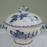 Sarreguemines "Carmen" model soup tureen