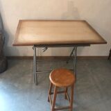 Unic drawing table with stool