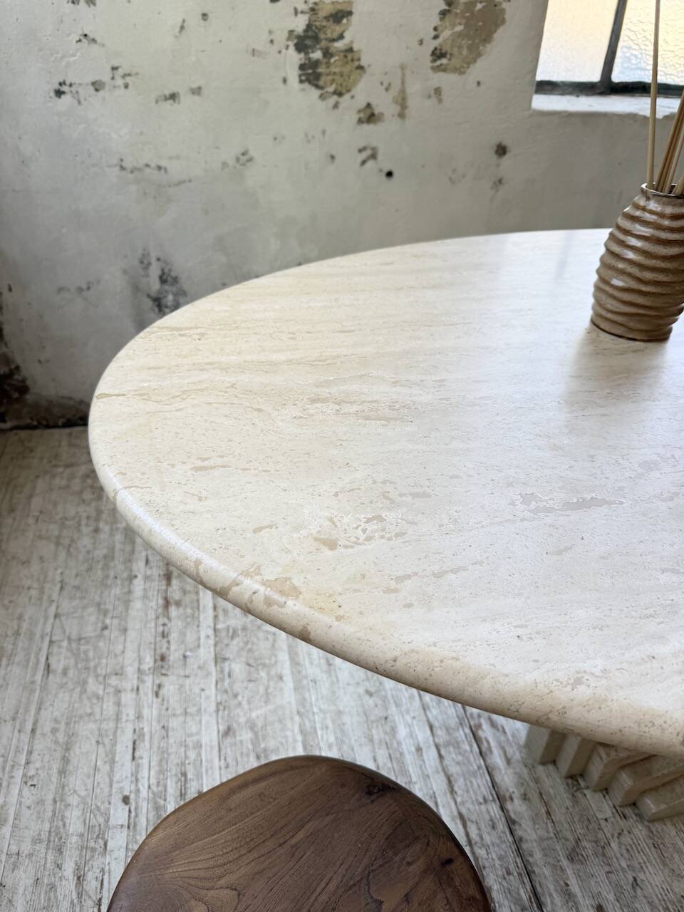 Travertine dining table 1970 Italy Tobia Scarpa