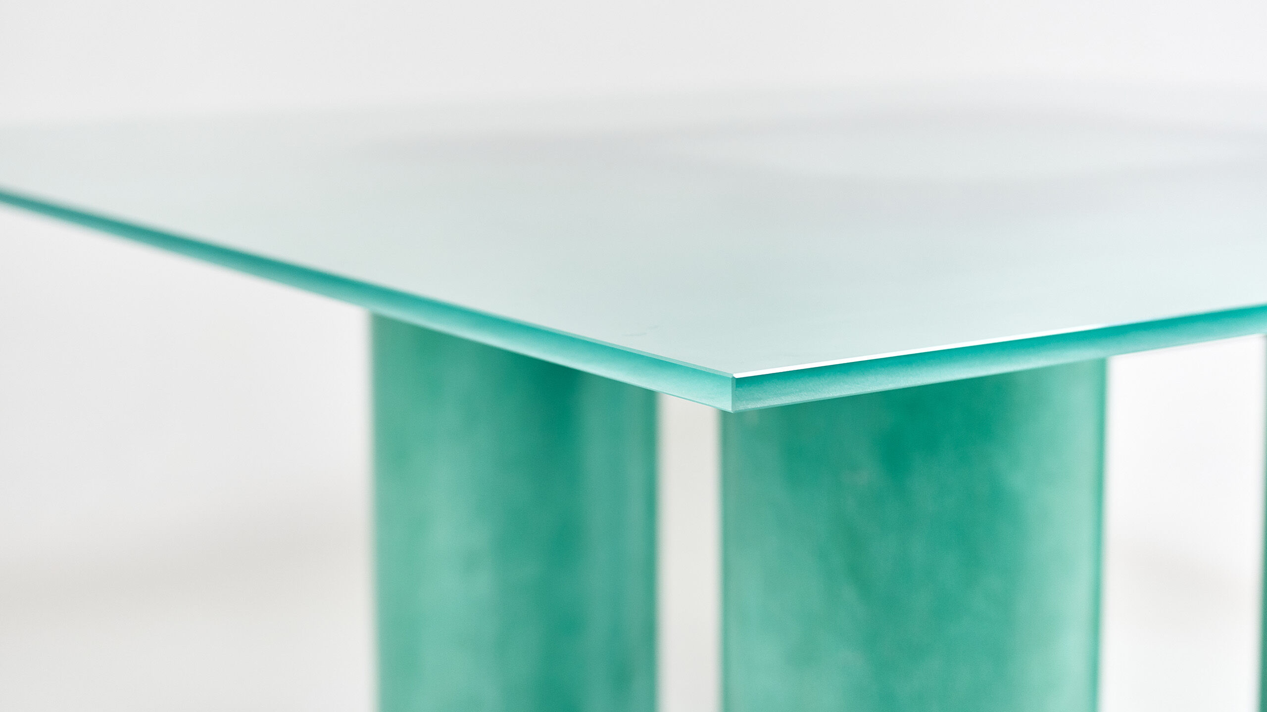 Table "Serenissimo", David Law, Lella and Massimo Vignelli for Acerbis. Italy, 80s