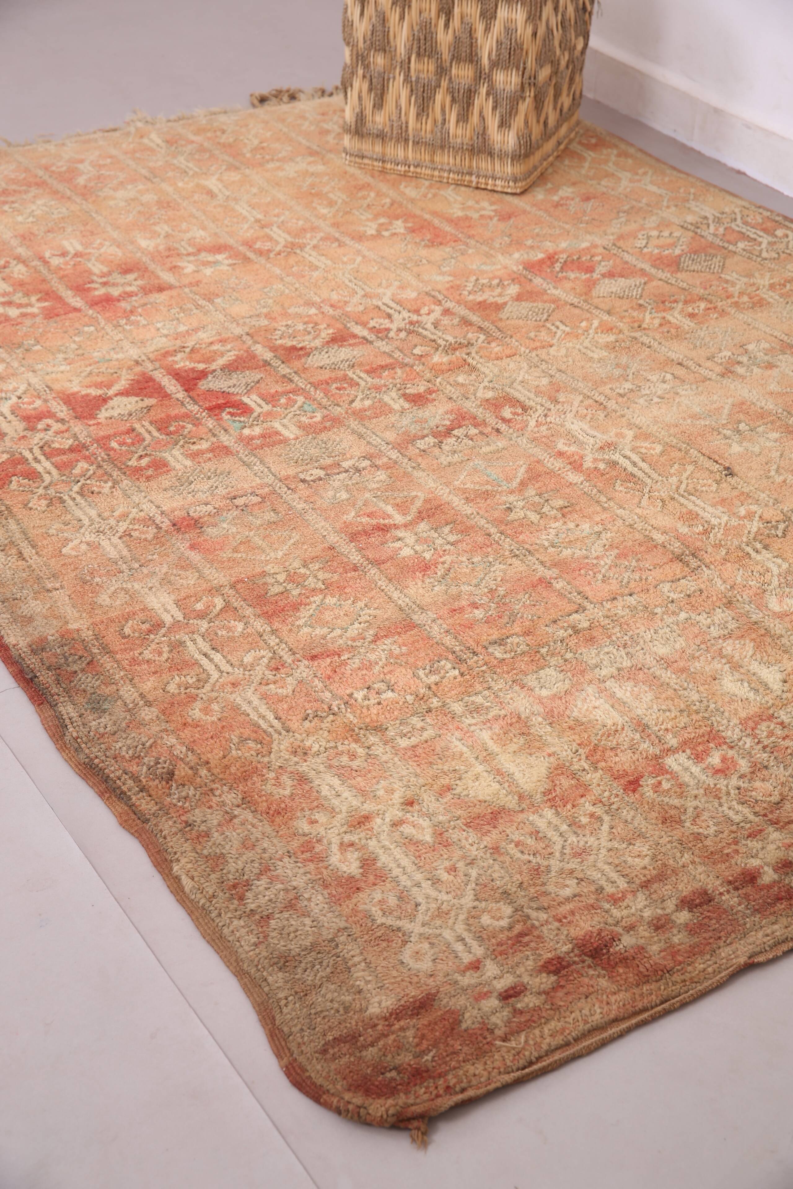 Vintage Moroccan Rug 177 x 242 cm- Authentic berber rug - Wool Rug Handmade
