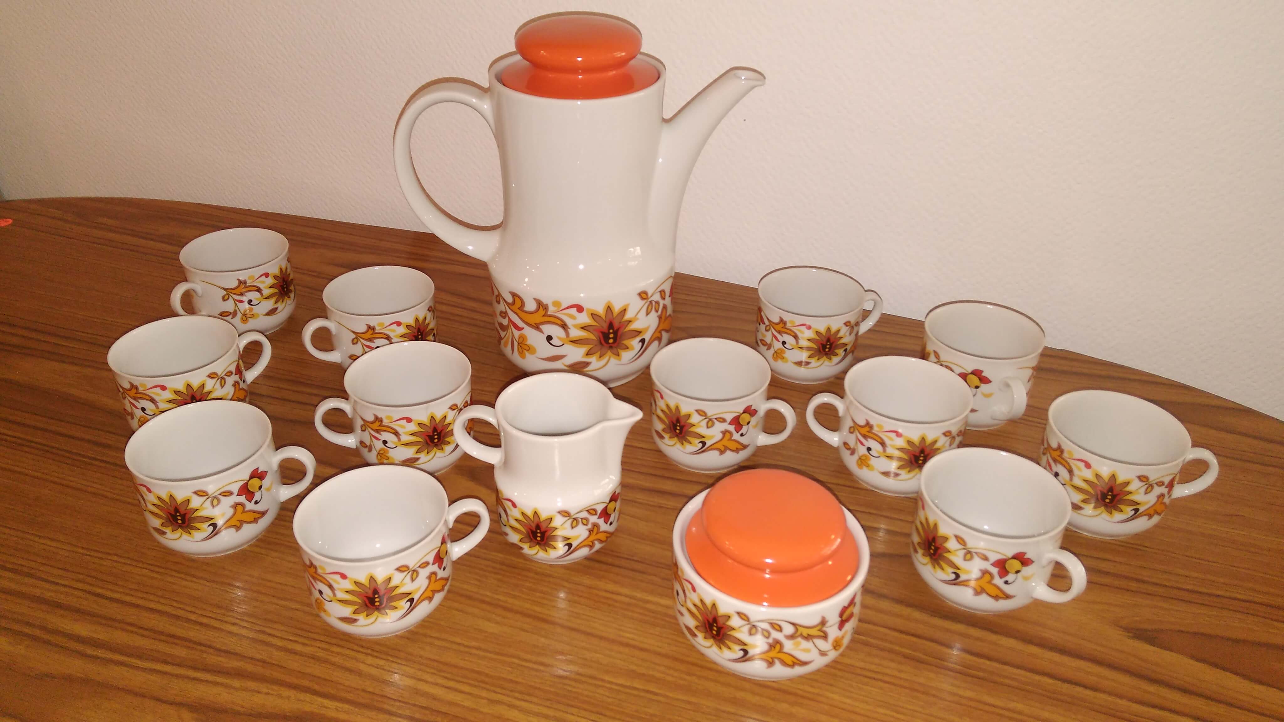 Coffee service of the 70s Bavaria porcelain