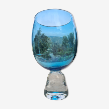 vase en verre bleu Design