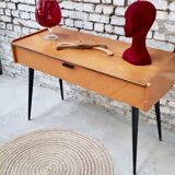 Scandinavian console